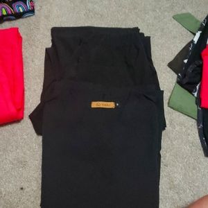 Viaoli Scrub set medium NWOT